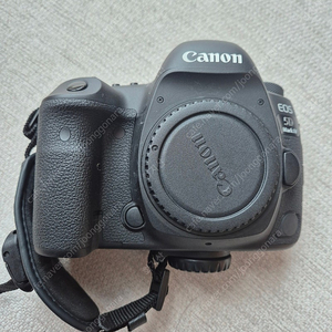 캐논 EOS 5D Mark 4 오막포