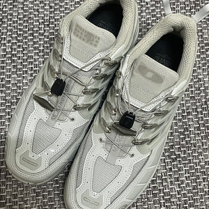 마르지엘라 살로몬 acs pro 270사이즈