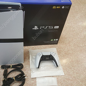 플스5프로 PS5PRO 풀박스 판매합니다.
