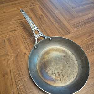 [1회사용, 택포 7만원] 드부이에 미네랄B 예쁜에펠탑 철팬 후라이팬 24cm (미네랄비, 드브이에 프렌치)