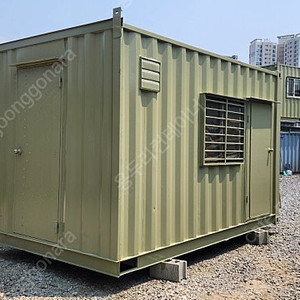 2.4x4 출입문2.벽걸이에어컨 컨테이너
