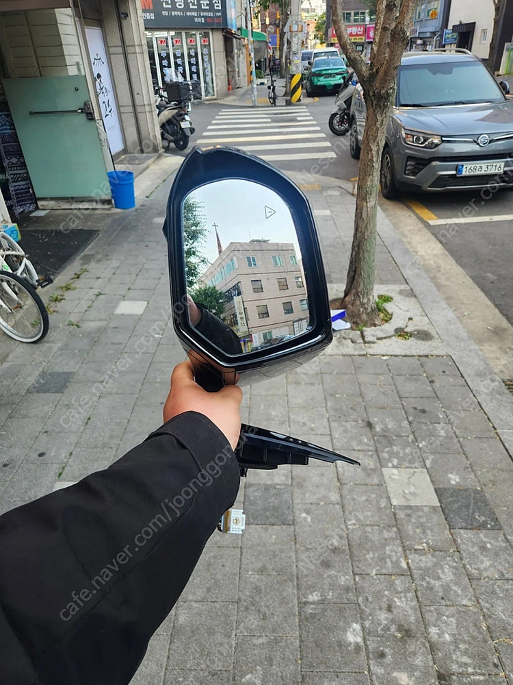 아이오닉5 사이드미러 운전석 회색--4