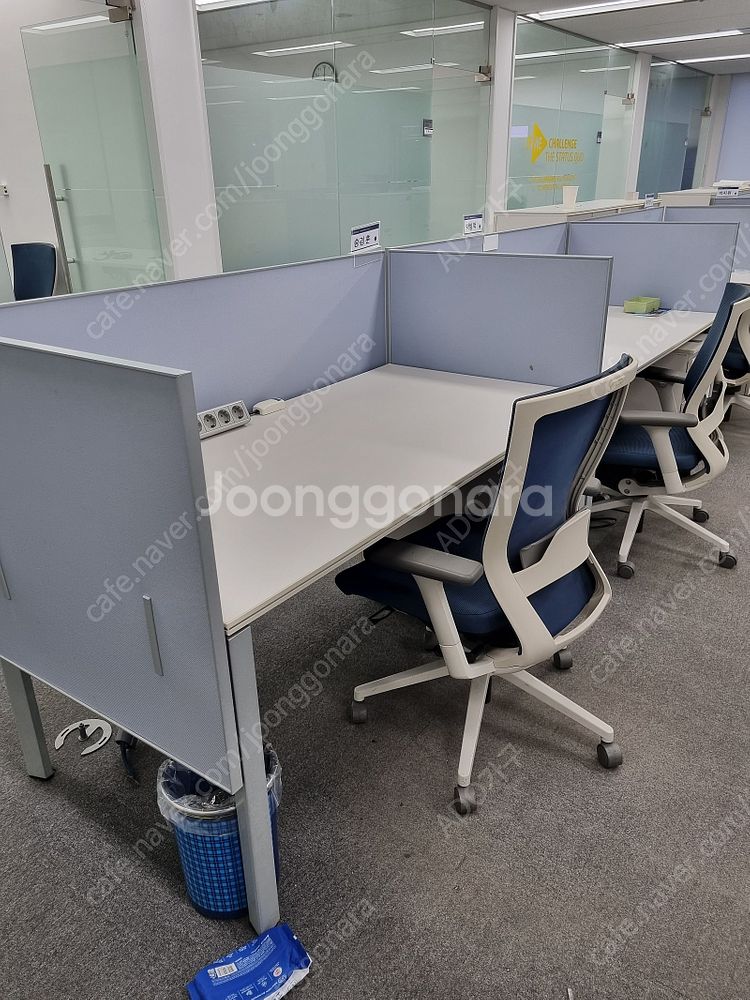 퍼시스 사무용의자 CHN4300WA 메쉬의자--4