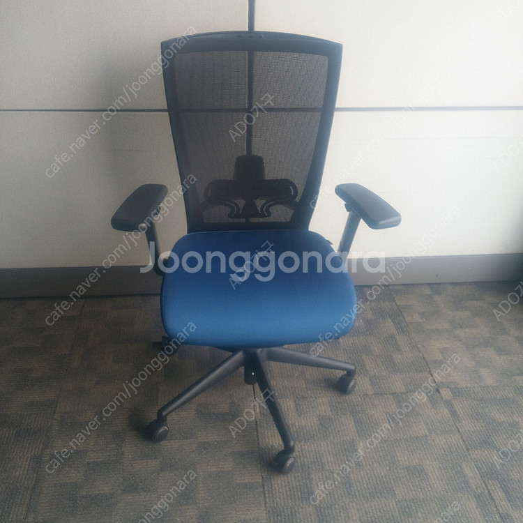 퍼시스 사무용의자 CHN4300WA 메쉬의자--5