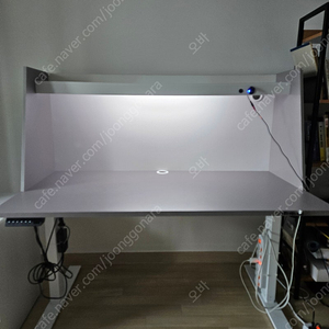 포스트 모던 1400 높이 조절 책상 팝니다