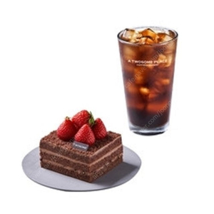 [투썸] 떠먹는 스트로베리 초콜릿생크림 케이크 + 아메리카노R ---> (9500원)