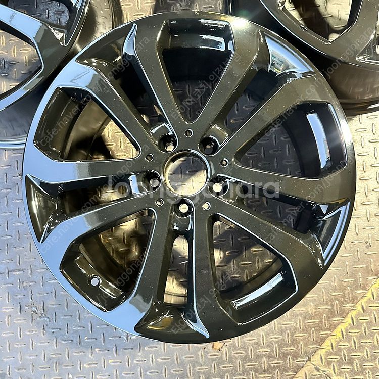 19인치 벤츠 GLE 350d 유광블랙 순정휠 1대분--2