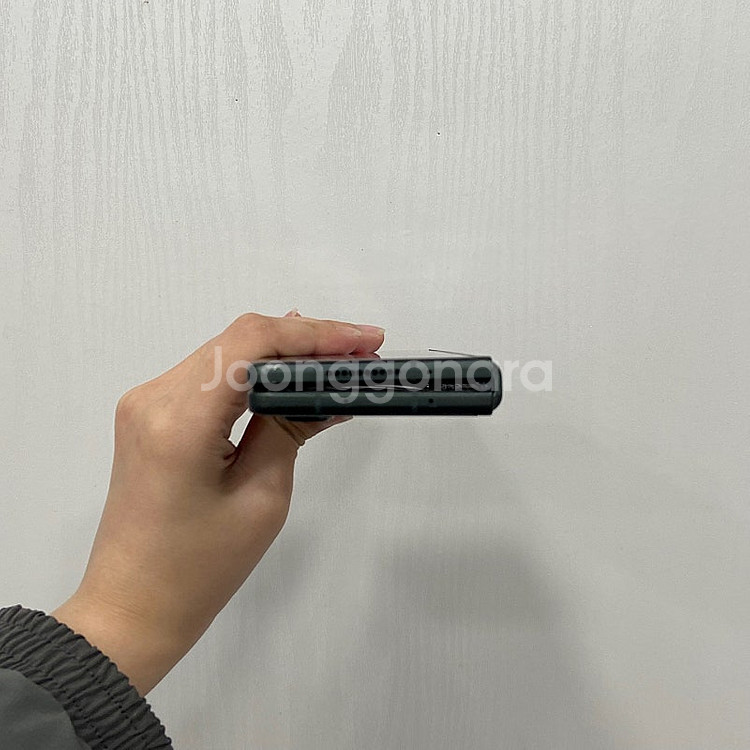 92022 갤럭시Z폴드3 256GB 부산 중고폰 팝니다...--4