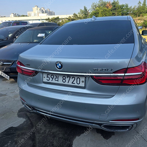 bmw 7시리즈 G11,G12 (본넷,휀더,범퍼,헤드라이트,후미등,그릴) 팝니다