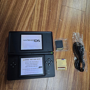 닌텐도DS Lite 크림슨블랙 64GB