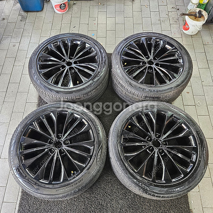 [ 기아 ] 더뉴 K9 2세대 19인치 블랙 휠 타이어...--0