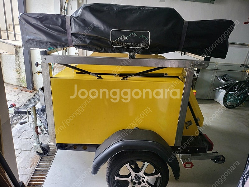 힉스 츄레라, 텐트 팝니다--1