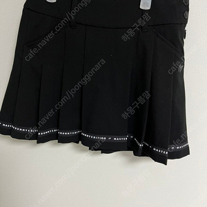 24FW 마스터바니에디션 플리츠 스커트