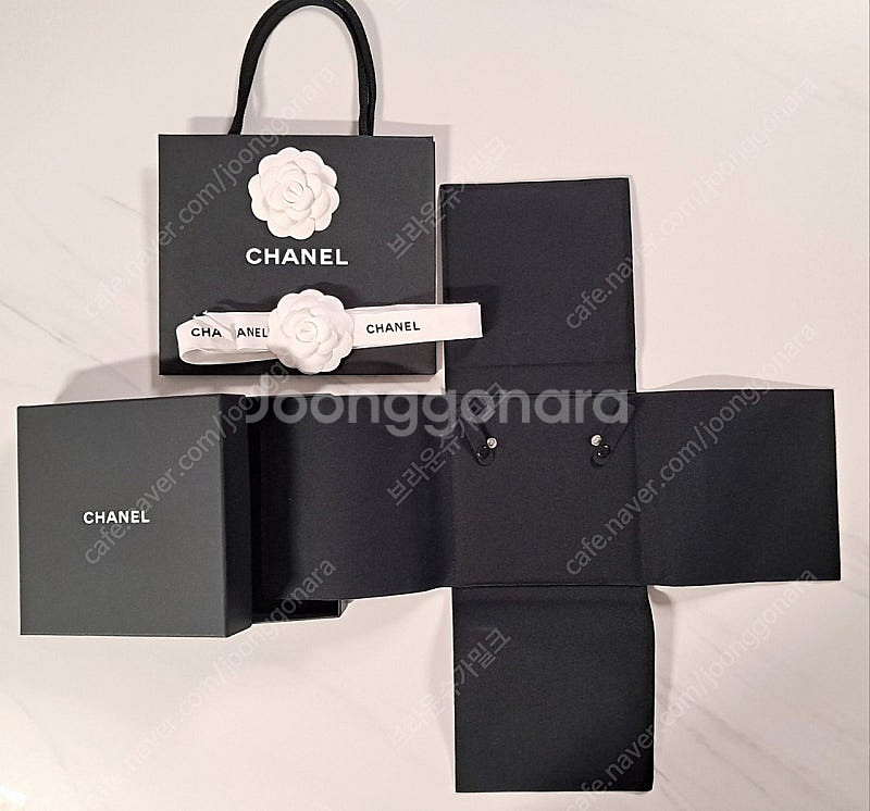 샤넬 헤어밴드 케이스 박스 쇼핑백 리본끈팝니다 (택포)--0