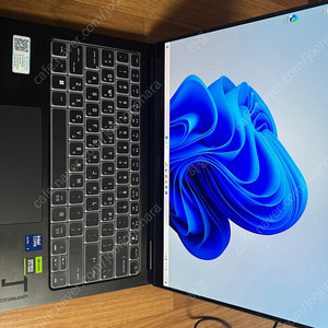 HP 오멘 14 슬림 fb0100TX 울트라7/ rtx4060/ 삼성ssd 980pro 2TB 팔아요