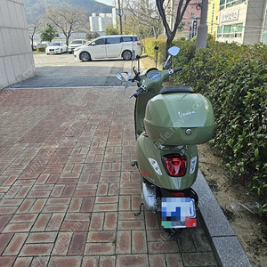23년식 베스파125스프린트 1800킬로 올리브그린