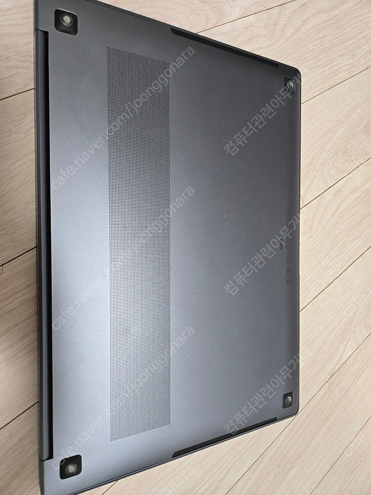 갤럭시 북4 프로 I7 32gb 1TB 16인치 모델 팝니다.--2