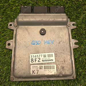 인피니티 Q50 하이브리드 ECU NEC003-065 20만원