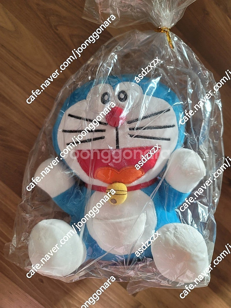 도라에몽 저금통1개 +인형2개--4