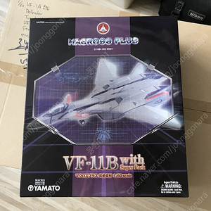 [판매] 야마토 1/60 마크로스 플러스 VF-11B