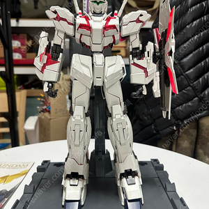 PG 유니콘 건담