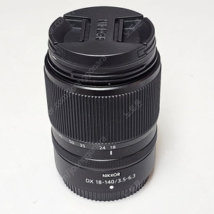 니콘 Z DX 18-140mm f3.5-6.3 VR 팝니다.