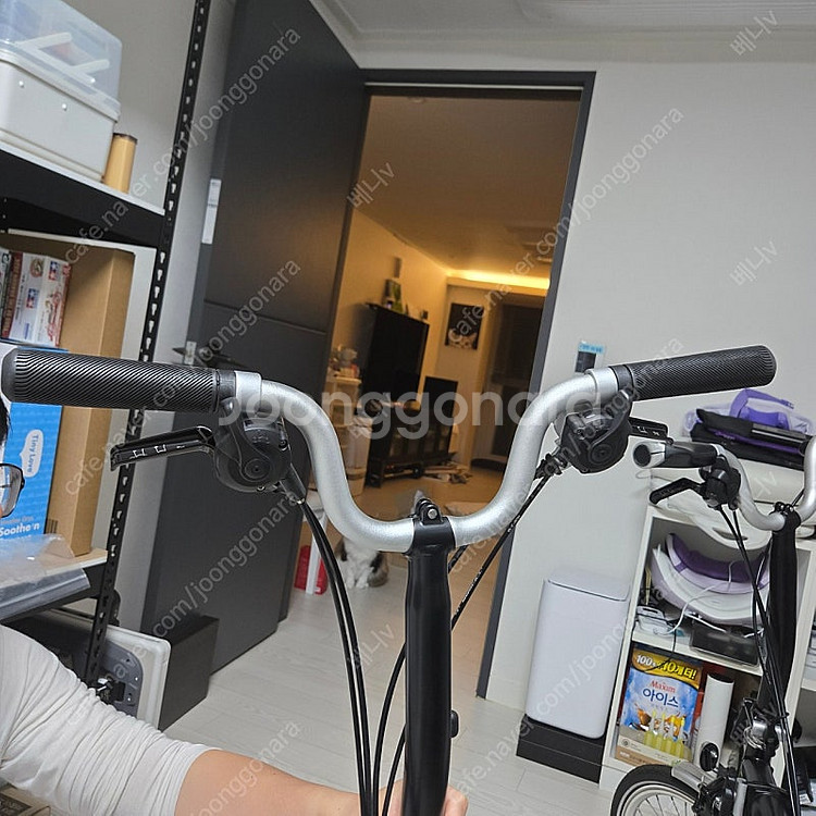 브롬톤 자전거 미니벨로 6단 블랙 21년식--1