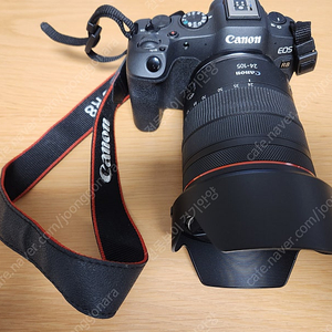 캐논 R8 + 캐논 RF24-105MM F4L IS USM + 배터리4개 + 캐논 가방 판매