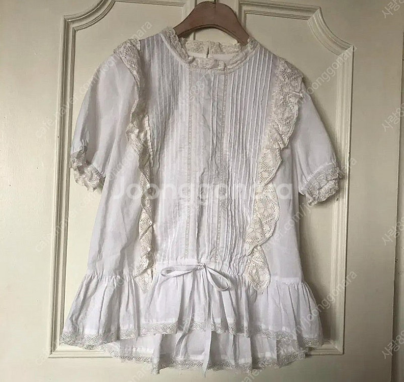 프릴 레이스 리본 러블리 아일렛 블라우스 제평 루이리치...--0