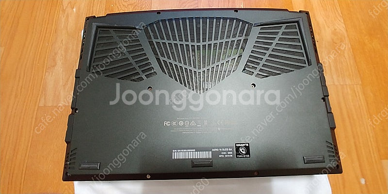 기가바이트 AERO 15 OLED SA 노트북 팝니다.--2