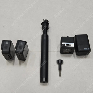 고프로8 2개 배터리 5개 셀카봉 1개