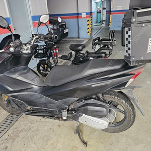 pcx125 팔아요 배달 사용 아님