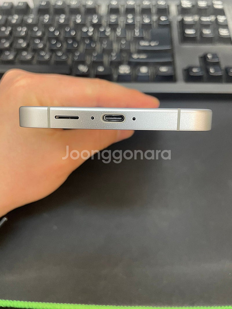갤럭시S24FE 블루 256GB 무잔상 상태좋은 중고5...--5