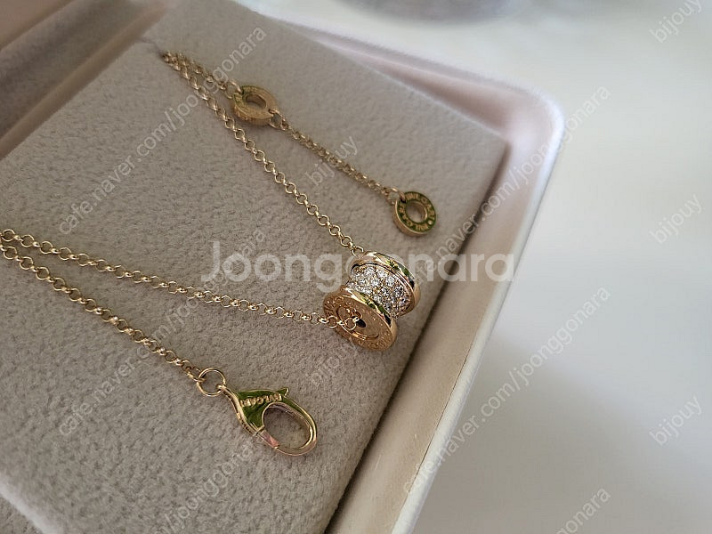 불가리 비제로원 미니 파베 네크리스 18k 목걸이--0