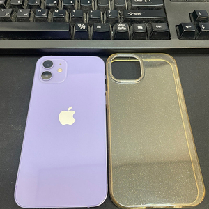 아이폰12 퍼플 128GB 상태좋은 중고27만팝니다.