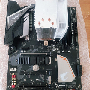 2700X+B450 wifi+램+SSD+CPU쿨러 반본체 메인보드셋