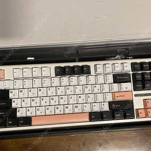AULA F87 Pro 독거미 유무선 기계식 키보드 한글 올리비아 화이트