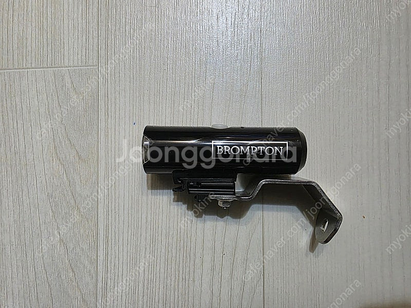 브롬톤 순정 캣아이 전조등 라이트--0