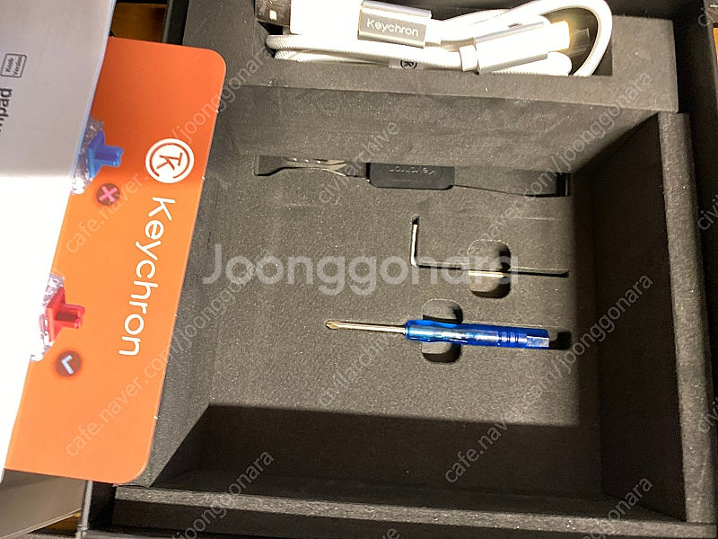 키크론 Q0 MAX 유무선 키보드 (쉘 화이트)--1