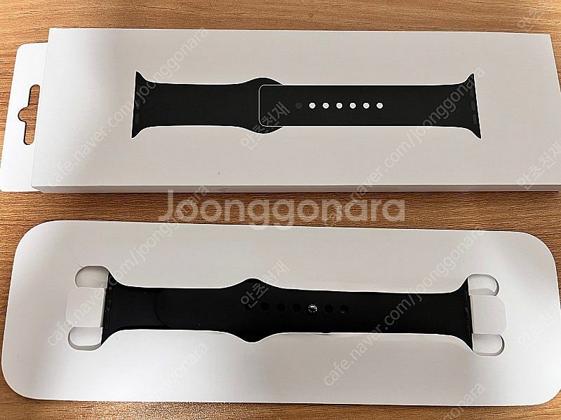 애플워치 스포츠밴드 블랙 42mm M/L 판매합니다--0