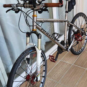 휠러 TW 5.6(BOOST) 27.5인치 티탄 MTB 24단 / WHEELER TITAN 팝니다