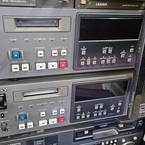 SONY DAT-7030 이상없이 좋습니다.