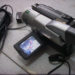 .SONY 디지털 8미리비디오 카메라