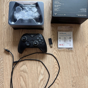 조이트론 플라이디지 베이더4 프로 무선 PC 게임패드 컨트롤러