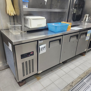 우성 테이블냉장고, ELECTROLUX 슬라이서, 토마토 슬라이서, 도넛와플기, 착즙기