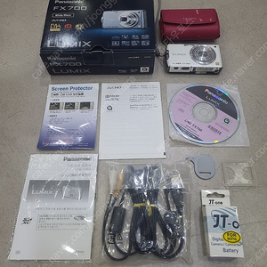 파나소닉 루믹스 DMC-FX700 디카 디지털카메라 판매합니다.