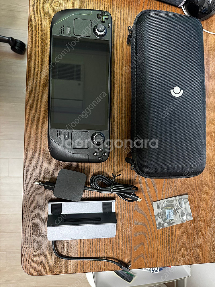 스팀덱 lcd 64g 1t ssd 교체모델 판매합니다.--2