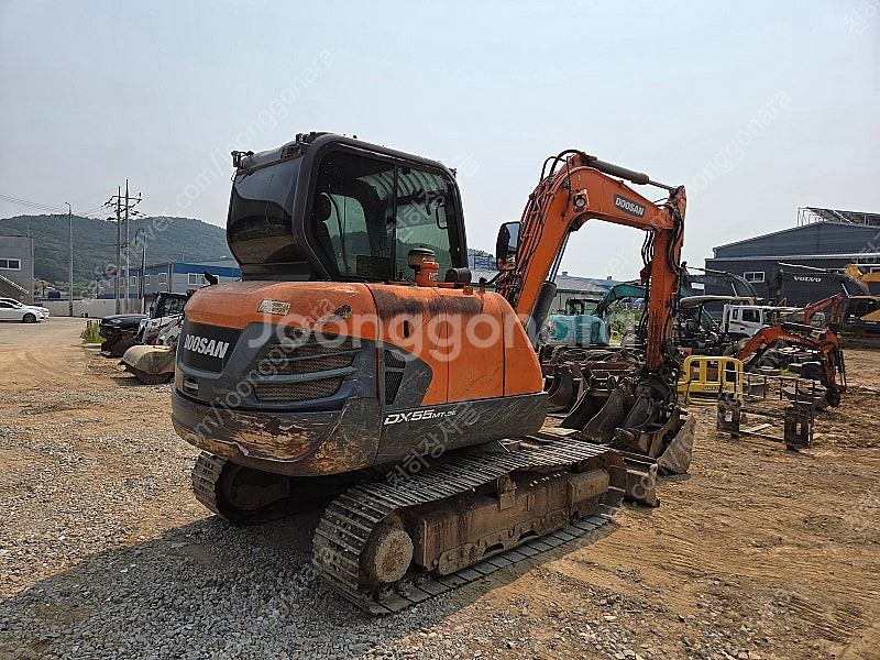 두산 중고 02급 굴삭기 DX55MT-5K 2017년 ...--4
