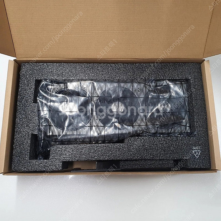 Sapphire RX 7900 XTX Nitro+ Va...--7