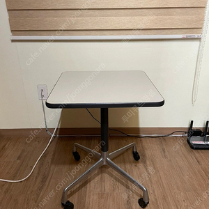 빈티지가구 허먼밀러 롤링테이블 Eames Rolling Side Table